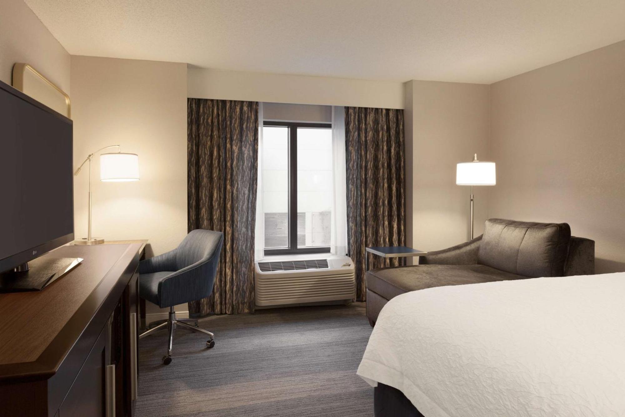 King Suite,1552301731:JPEG