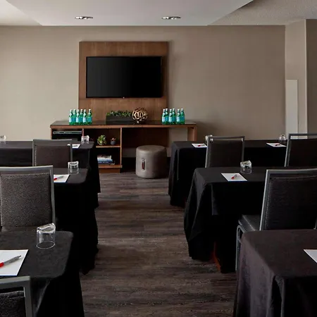 Sonesta Nashville Airport-2