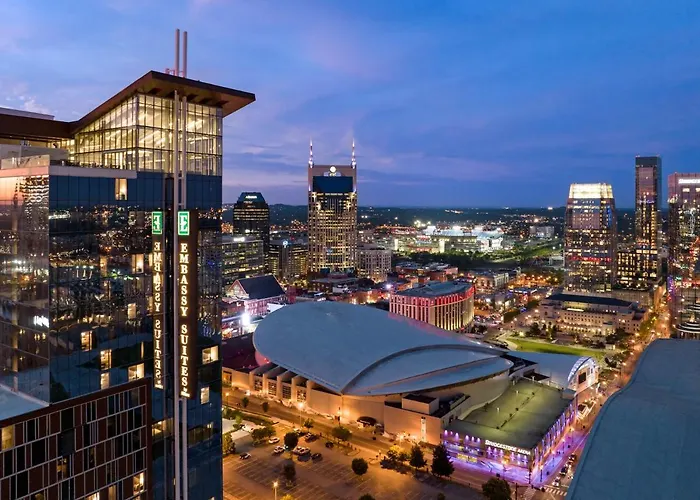 Nashville Pet Friendly HotelsEmbassy Suites By Hilton Downtown