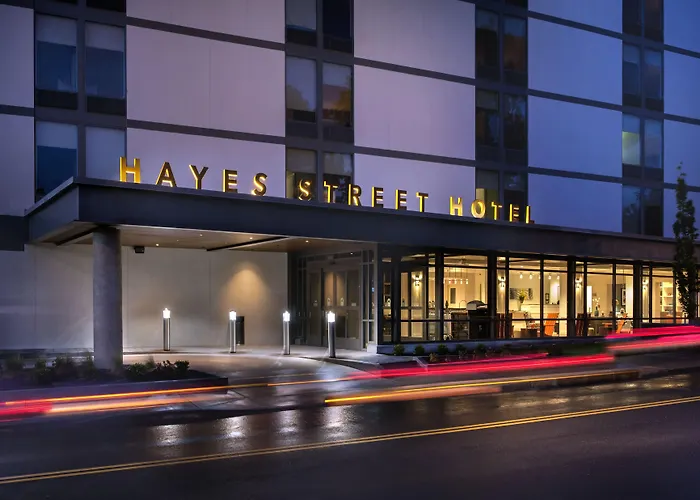 Nashville Pet Friendly HotelsHayes Street Downtown
