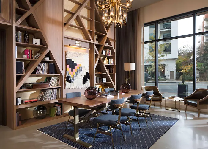 Thompson Nashville, By Hyatt